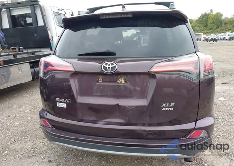 2018 Toyota Rav4 Xle из США, поврежденный, VIN 2T3RFREV5JW714072